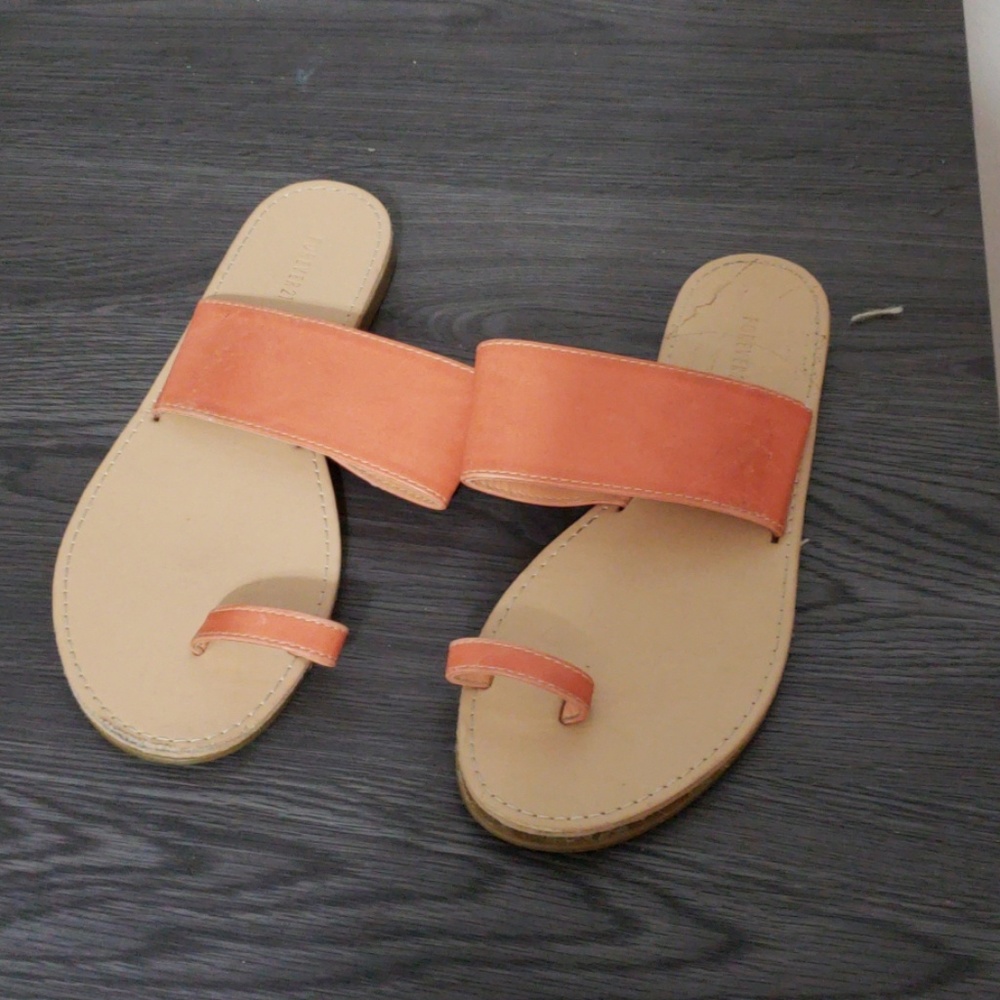 Sandal